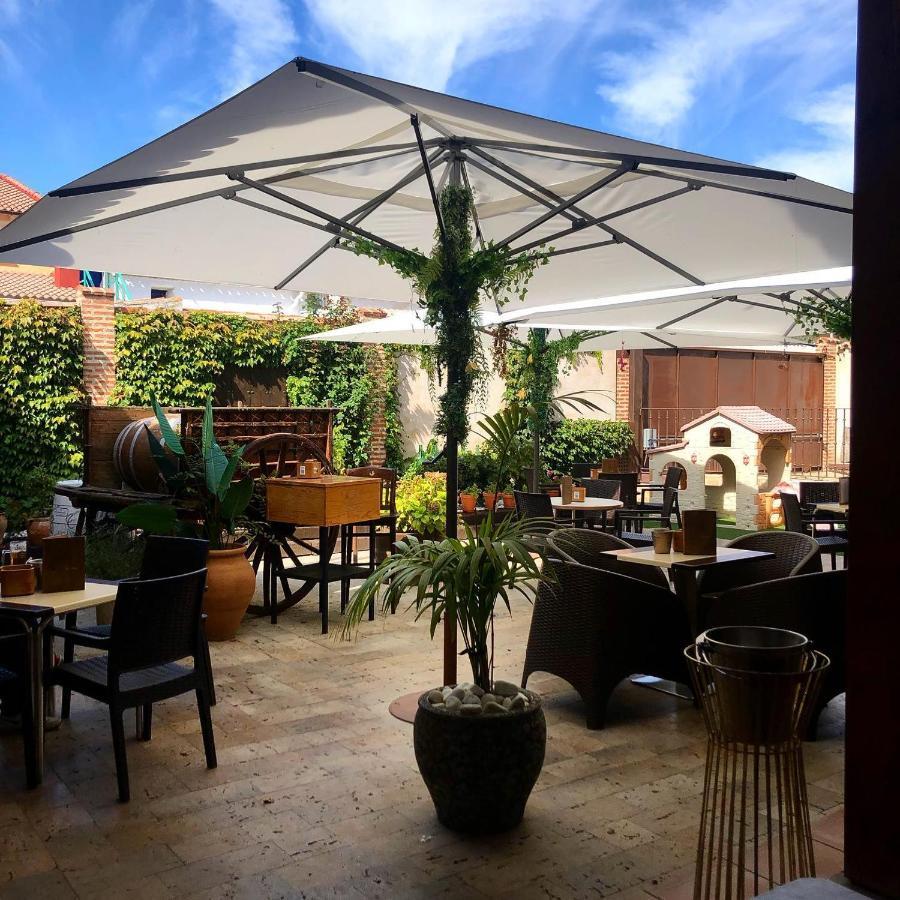 Casa Lola Hotel Rueda Luaran gambar