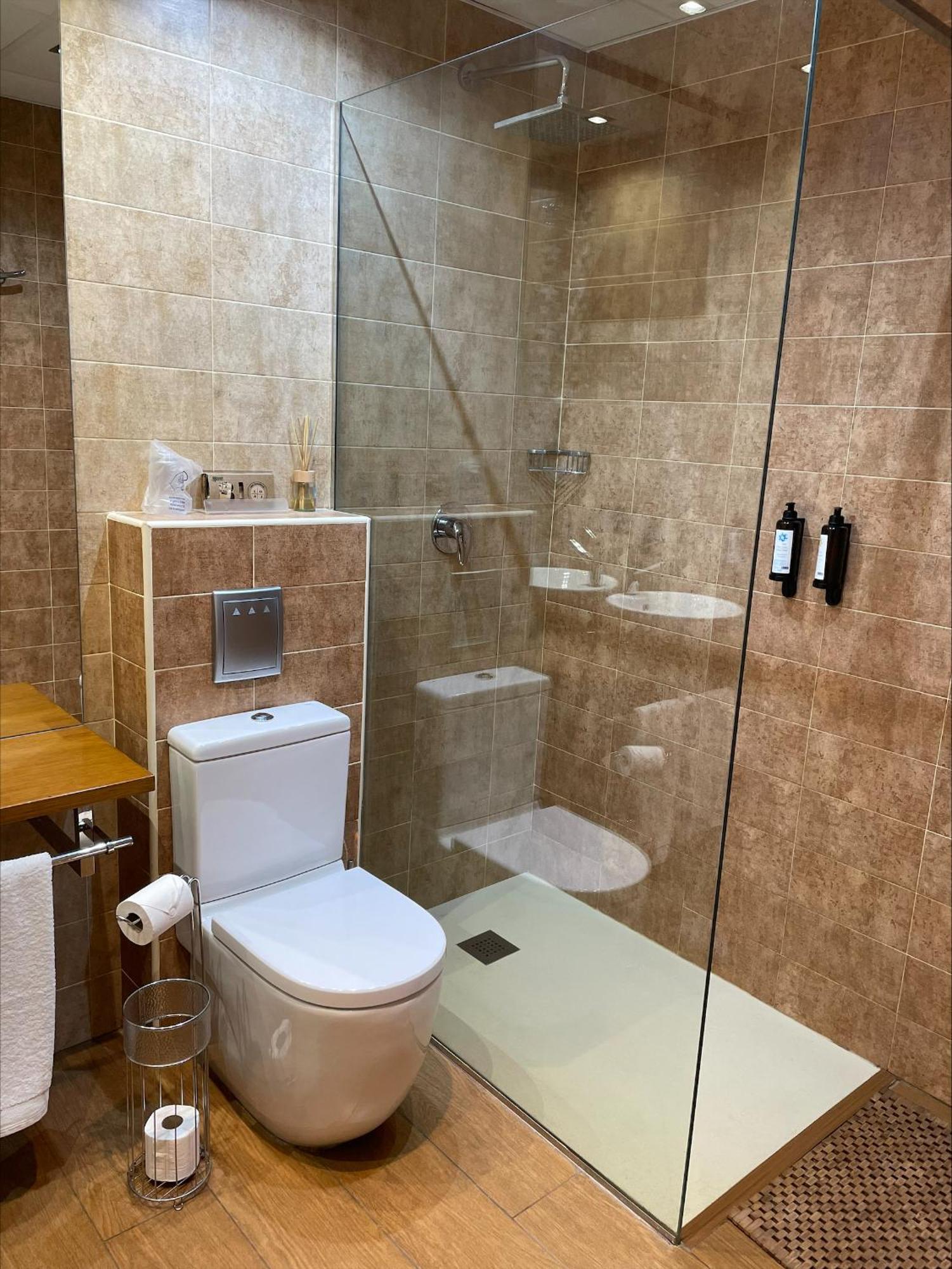 Casa Lola Hotel Rueda Luaran gambar